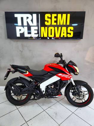 BAJAJ DOMINAR 160 BAJAJ DOMINAR 160